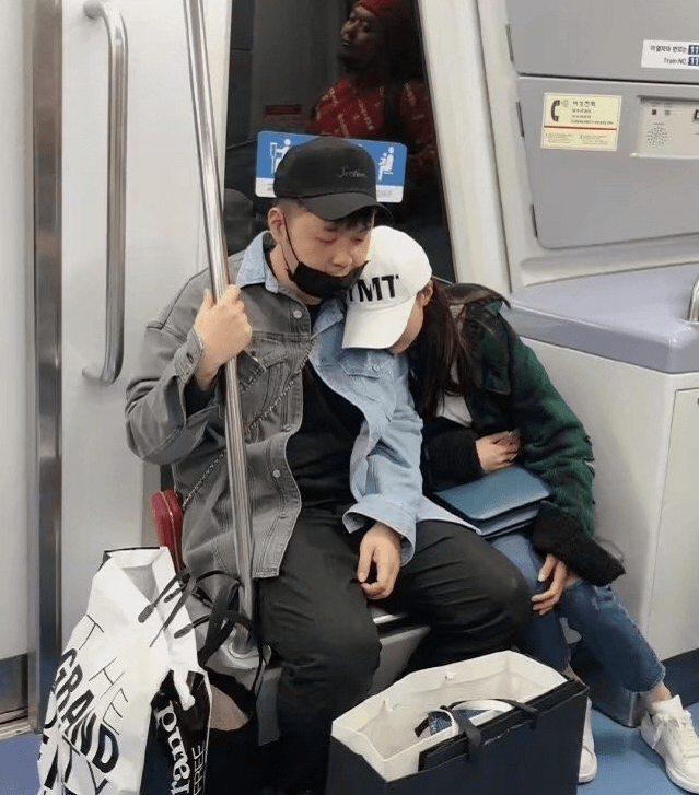 杜海涛成功求婚沈梦辰,曾送200万大g做七夕礼物_爱情_节目_对方