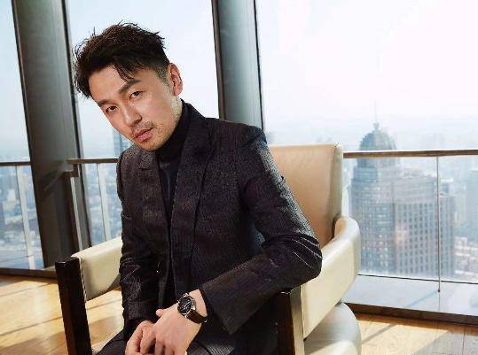 雷佳音:上学的时候陈赫很嫌弃我,电梯里一看见我,就离得远远的_吕晓禾