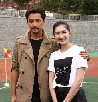 36岁的江疏影,一出道就好资源不断,如今身陷绯闻风波_富豪_漫画_因为