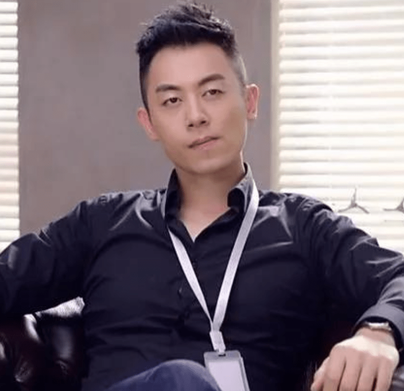 朱亚文:分手相恋七年的富家女,迎娶陈思诚前女友,至今零绯闻_潘禹彤