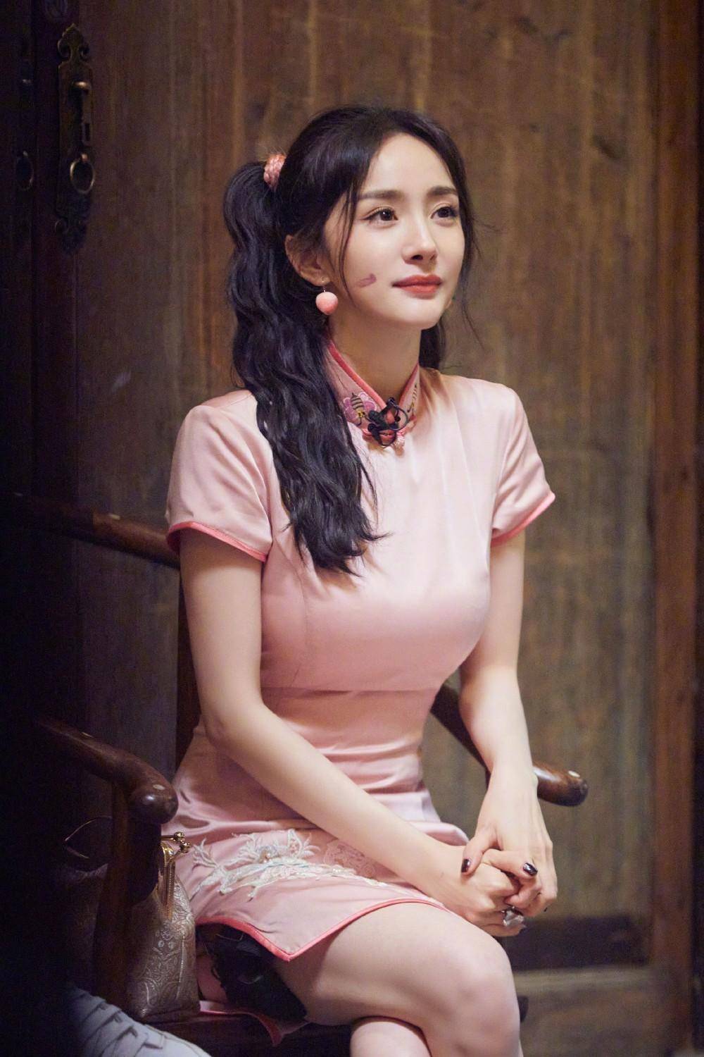 宋轶的黑头,万茜的眼袋,没了滤镜这些女星就"暴露"了_赵丽颖_何洁