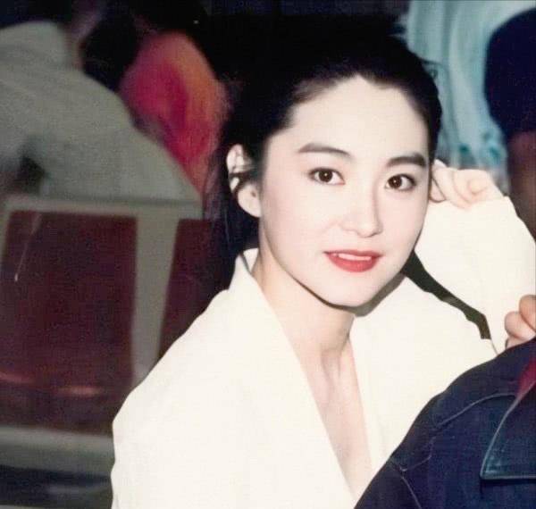 李嘉欣见她之前会紧张,徐克说小青霞不如她美_琼瑶_美人_美貌