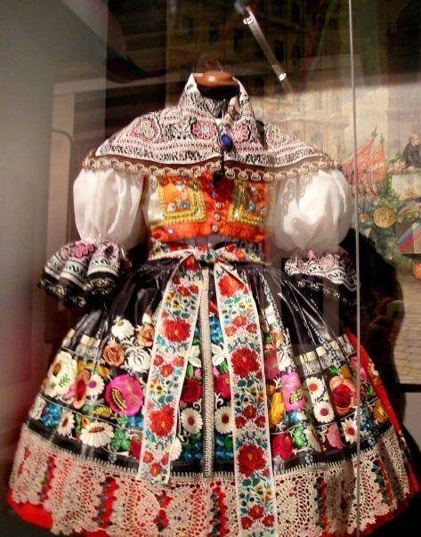 墨西哥古代服装在多大程度上重新定义了时尚?