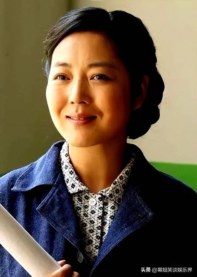 的父母介绍给彼此然而,也许是因为年龄对于女性来说总是一个敏感话题