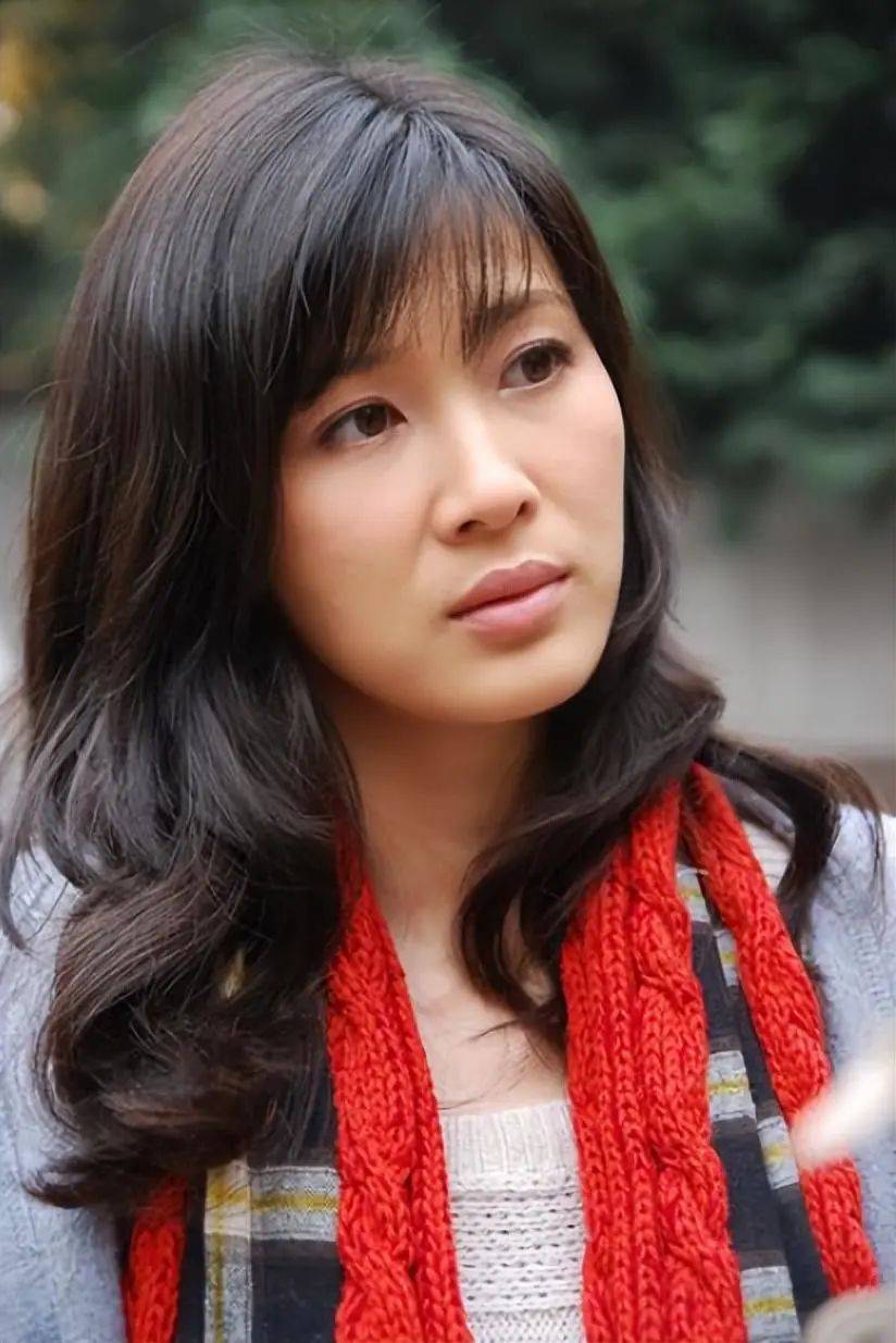 童蕾,一个来自南方的女孩,身上有着与生俱来的温婉气质,就像南方那