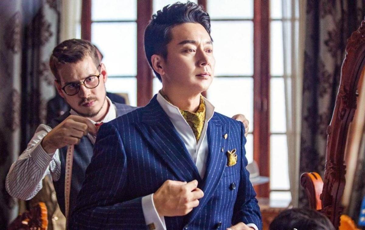 刘奕君:得罪影后被封,分手后不敢碰爱情,终娶女强人获得幸福_宋佳