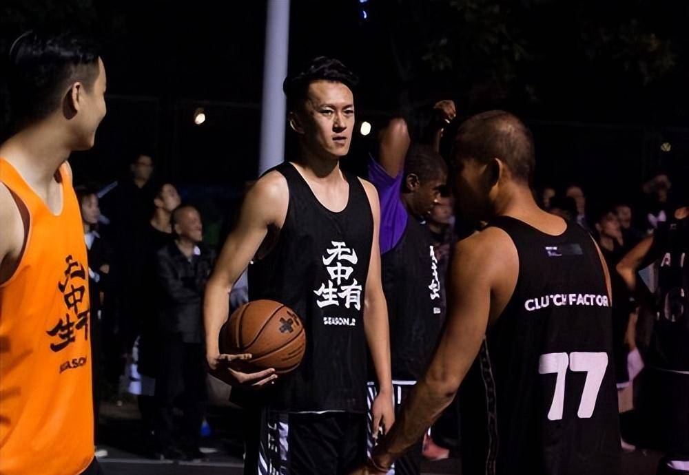 看了威姆斯和杨政的百分大战,才知道这些网红球员真的"水"_比赛_防守