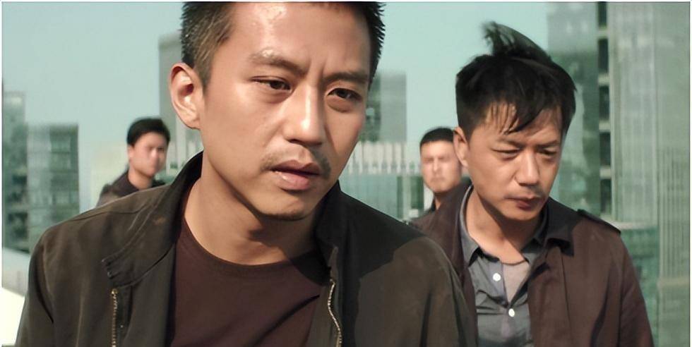 从综艺大咖到无名小辈,离开跑男4年后,如今邓超的生活过的如何_节目