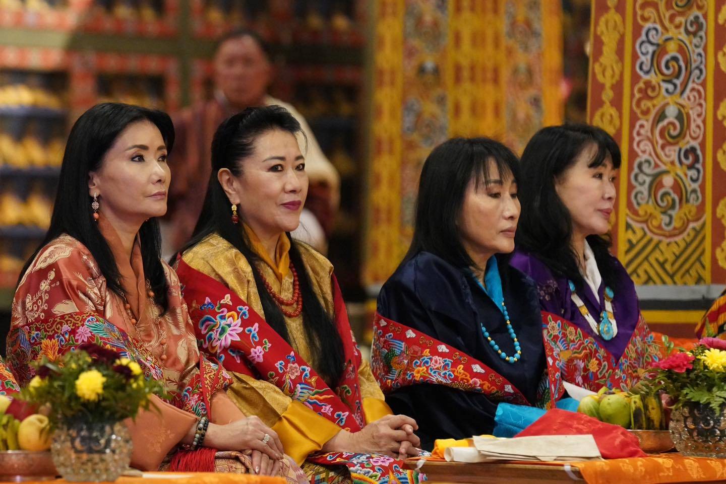 不丹王后三胎小公主首次亮相啦！出生三个月好萌，裹着粉衣萌翻了 -6parkbbs.com