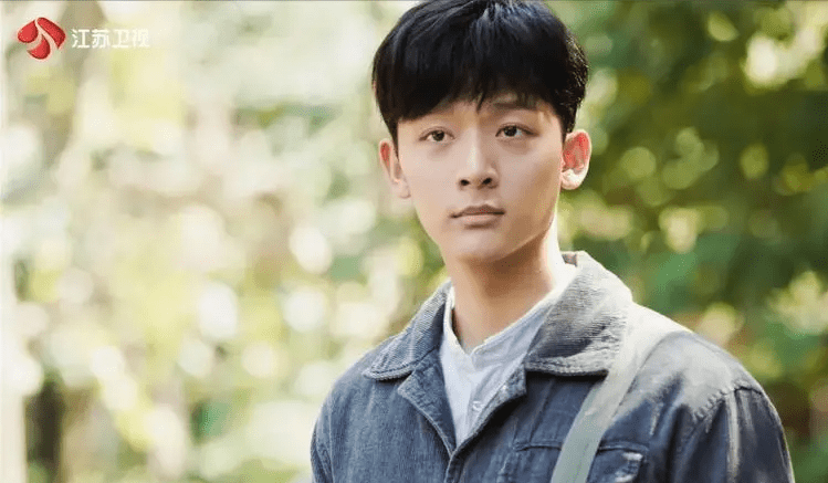 眼神清澈含情,声音温柔有磁性,湖北果然盛产国风美男_王凯_袁弘_胡歌