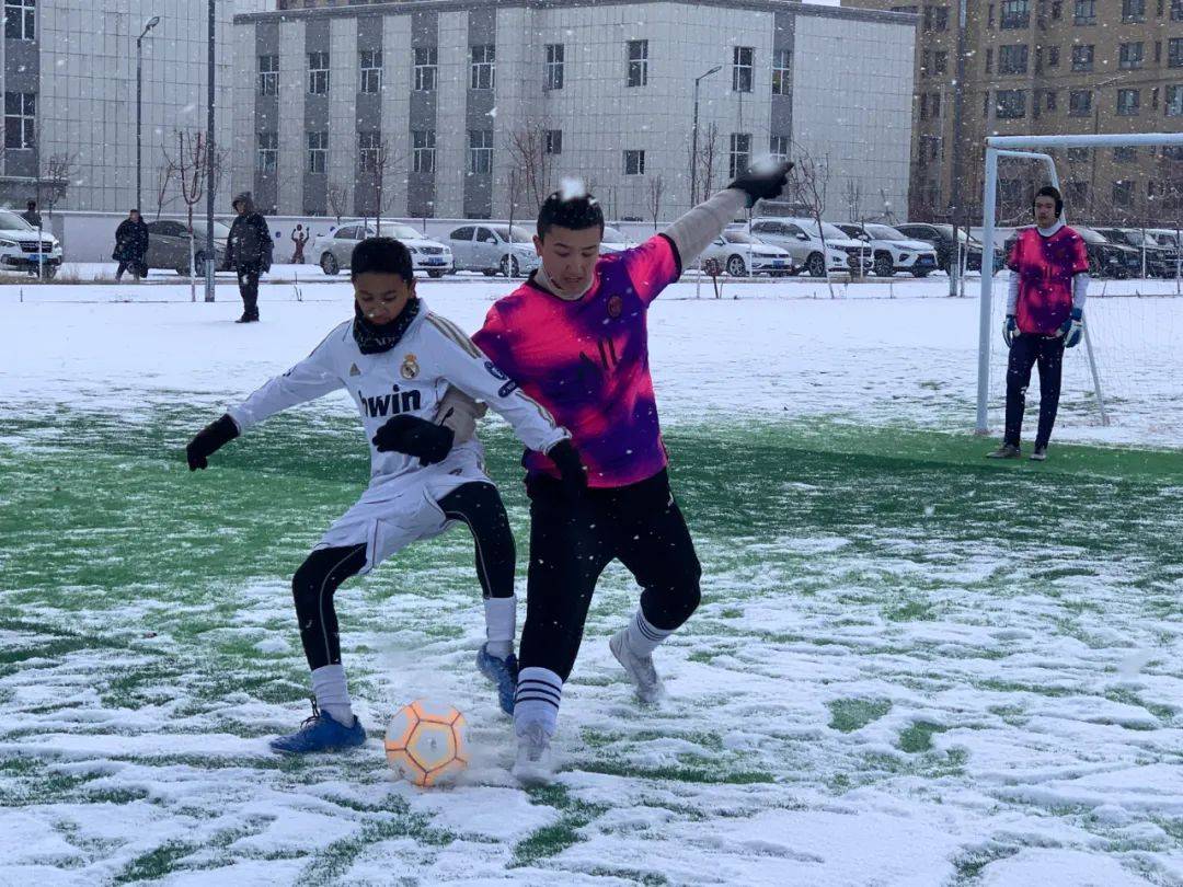 博乐市五人制足球赛 雪地足球燃爆冬日_比赛_健身_运动