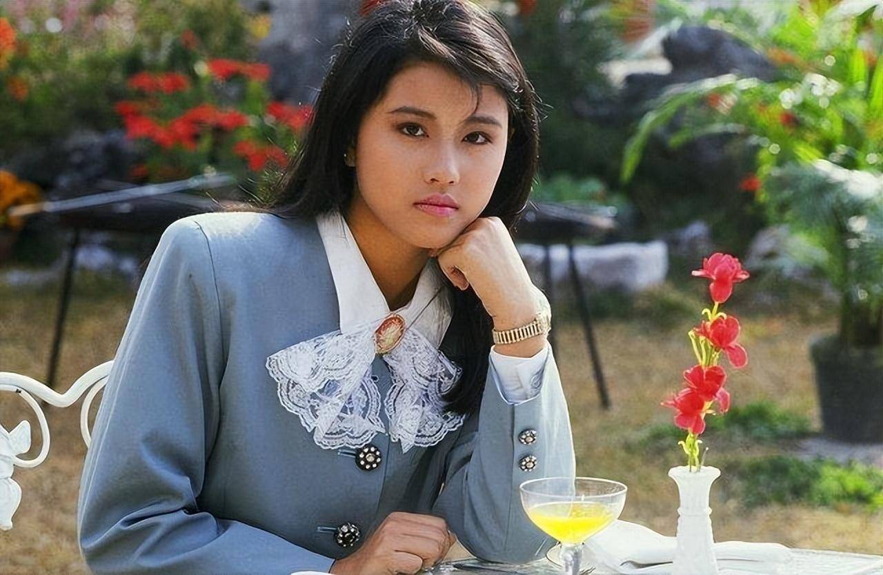 周海媚:一场悲剧的命运,永远离开我们的女神_富商_婚姻_一生