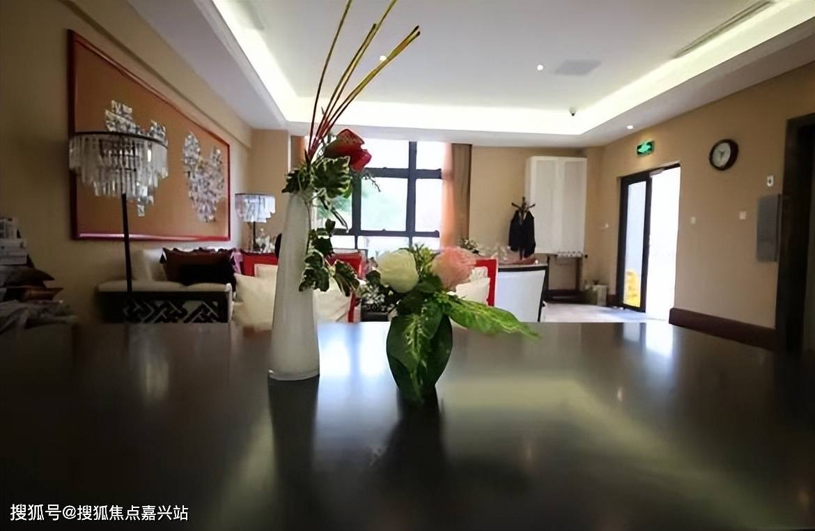 1. 天地健康城·澳维养老院