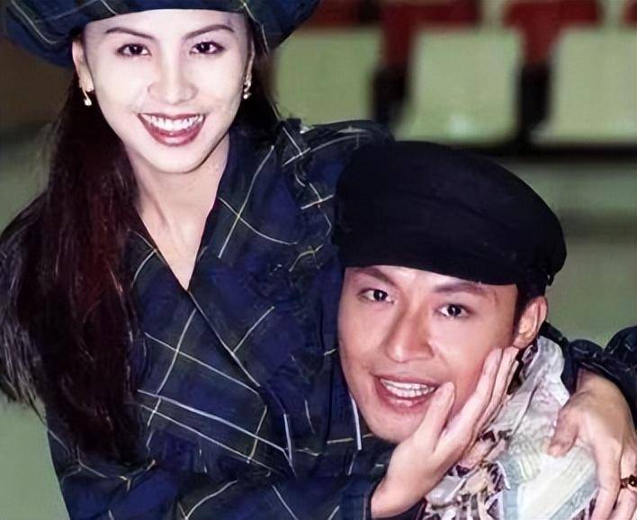 拔亲爹氧气管,45岁拿影后,她的黑历史都忘了吗_贾静雯_吴敦_孩子