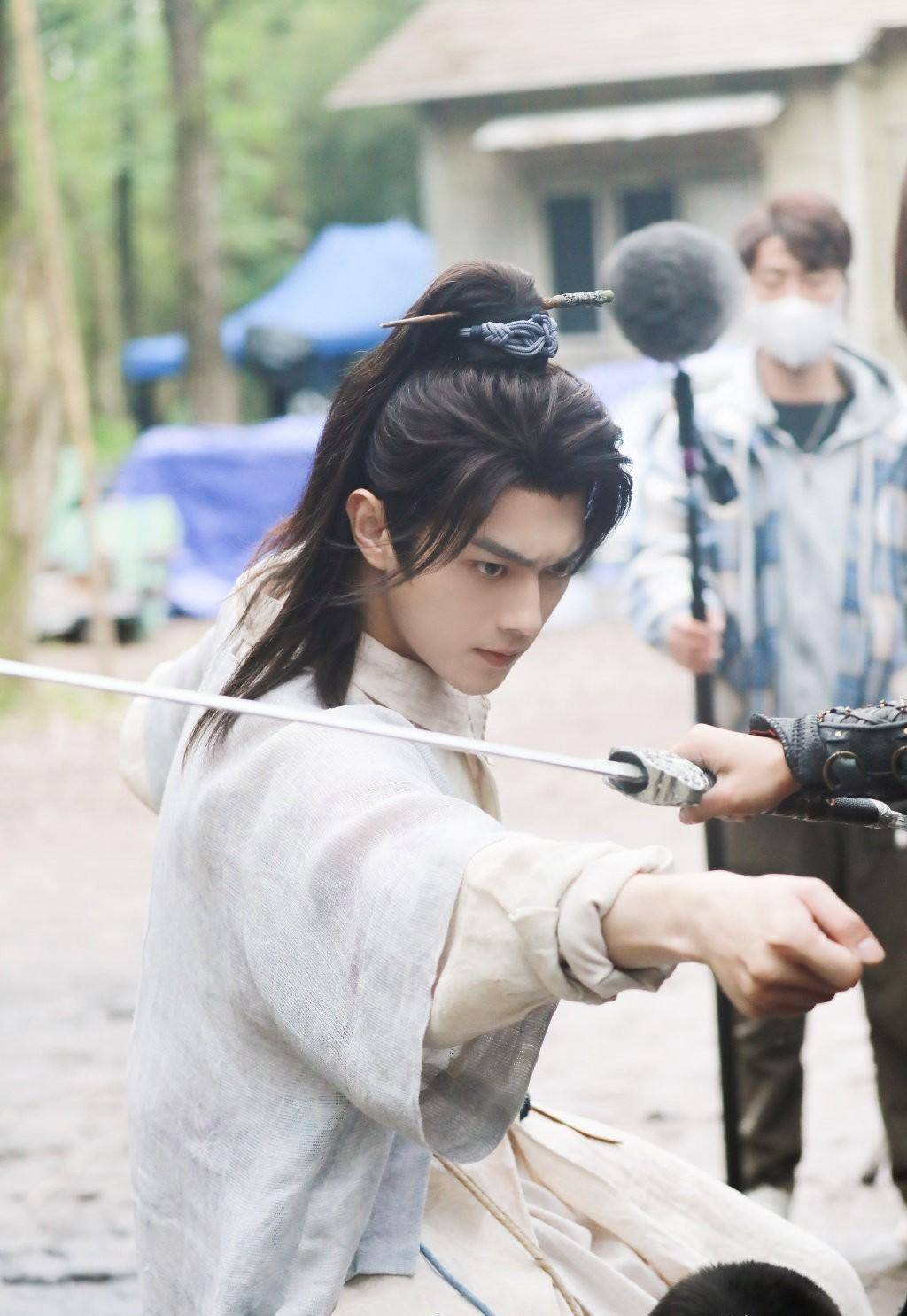 于正说白鹿许凯吴谨言是他最大的动力,表示:我不是神,只能尽力_于正发