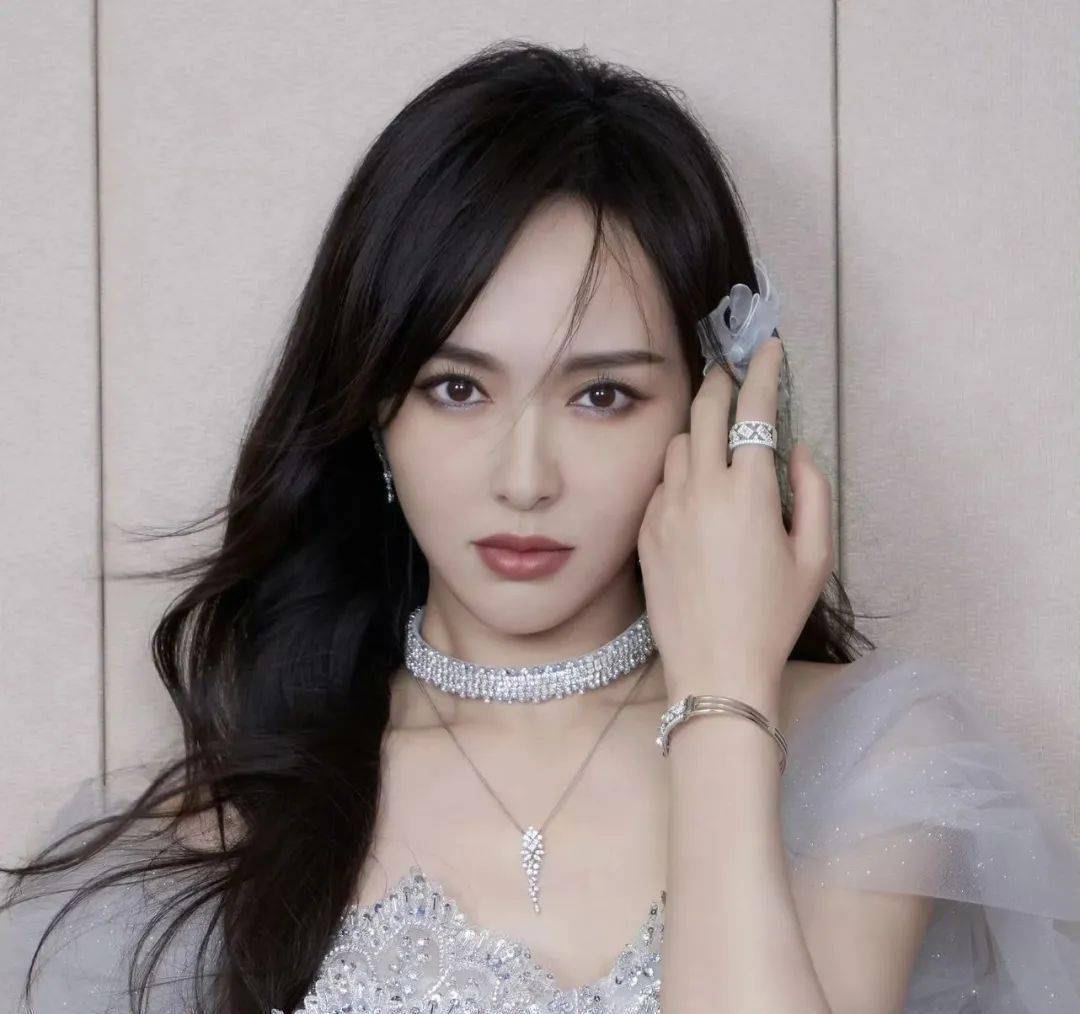 薛之谦逃跑?唐嫣粉丝?_金莎_男友_朋友