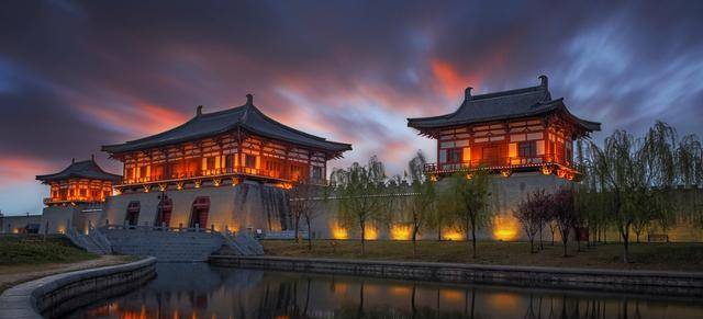 盛极一时的8朝古都开封,为何迅速衰落?