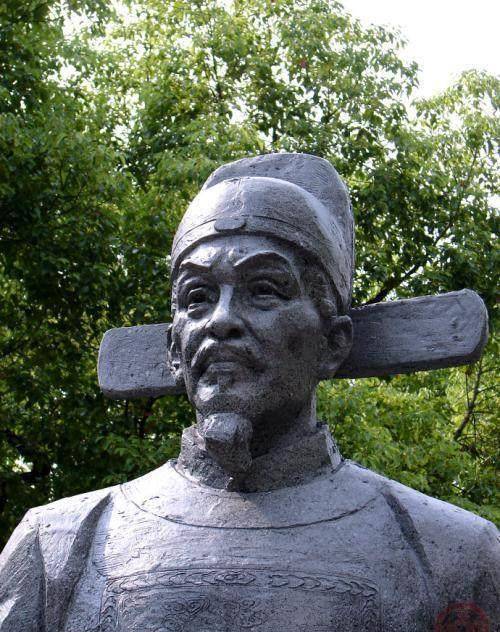 他的忍术罕有可比:甘将孙女嫁给死敌,隐忍二十年只为坑一人_徐阶_严嵩