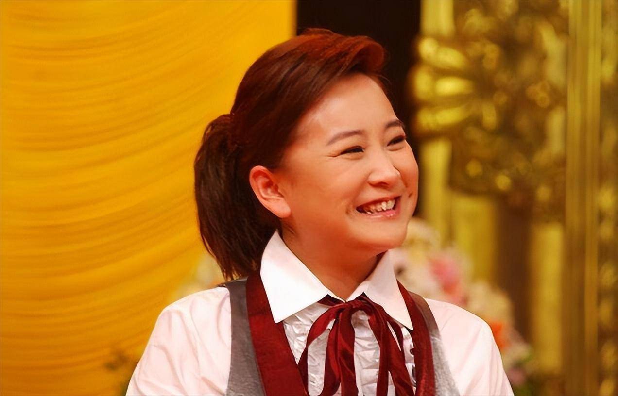 贾玲:曾经那个"倒尿女孩",如今刘德华也想让她做"夫人"!