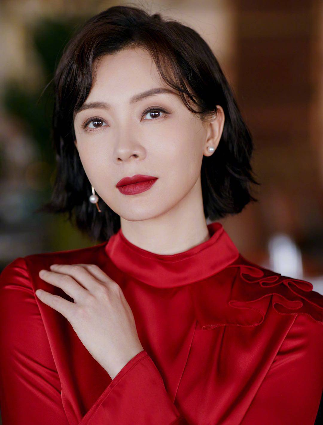 妻子迎合张行长的全过程