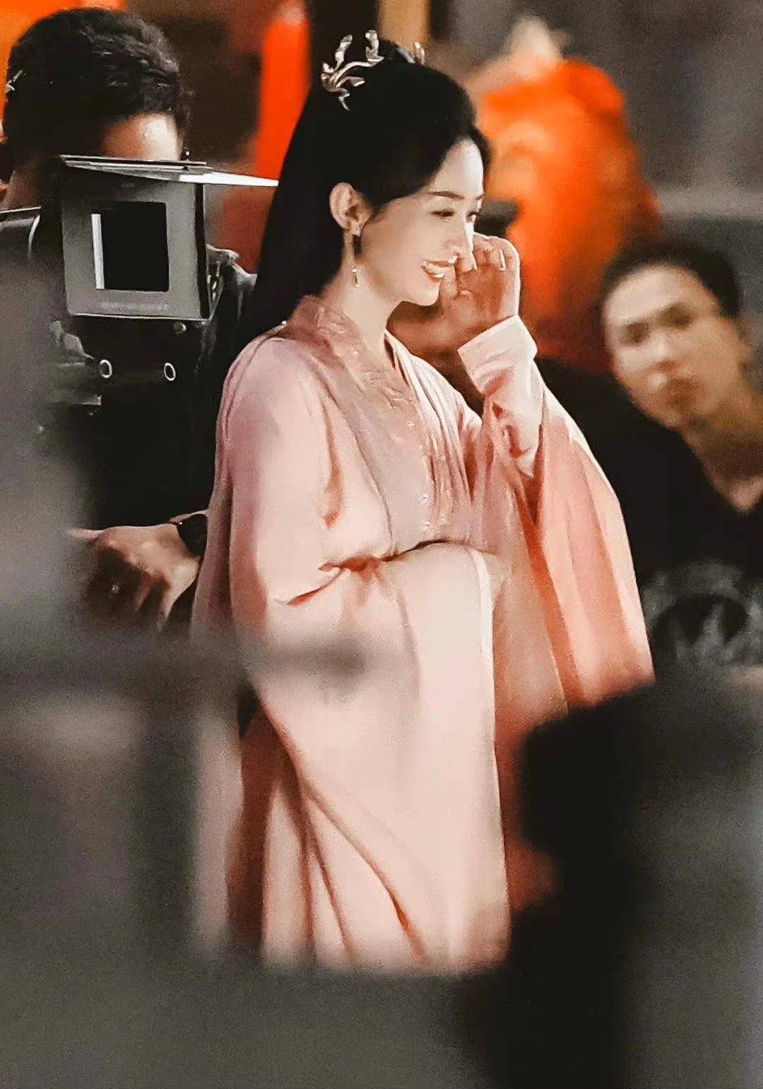 刘亦菲,杨幂迪丽热巴,杨洋,肖战蔡徐坤?_张艺兴_眼睛_感觉