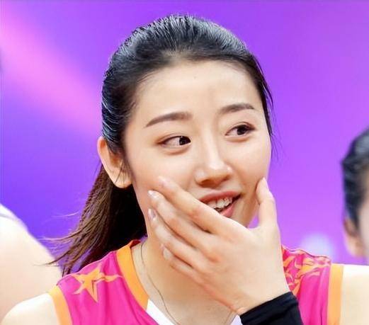 唏嘘,女排美女二传姚迪,泪洒世俱杯现场,自称已无缘国家队!