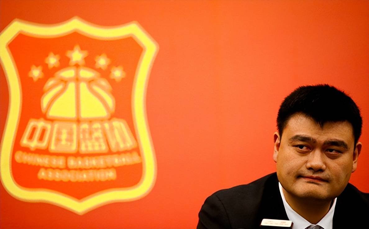 中国篮协的媒体日活动主要谈及了近日比较敏感的裁判话题,对于热点