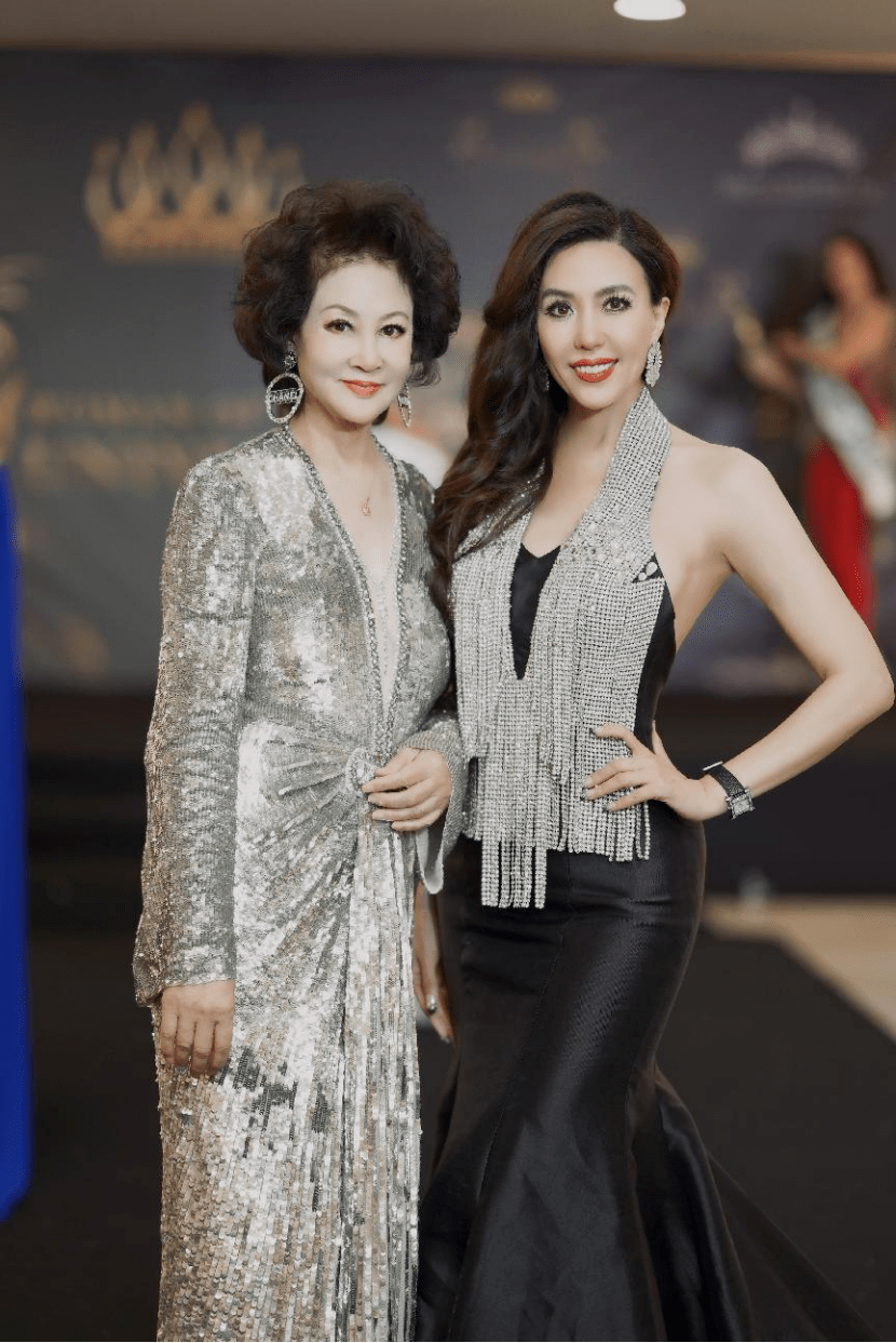 世界环球小姐迪拜世界赛颁奖嘉宾选美冠军孙绍美_全球_气质_比赛