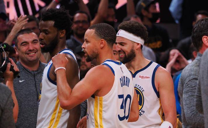 科尔战术出现重大漏洞,勇士不该让他一意孤行,nba名宿发出警告_防守