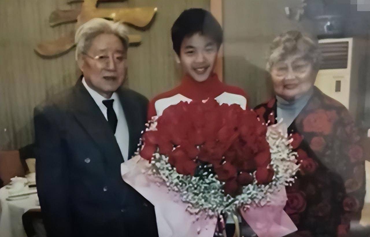 演员刘蓓:3婚再嫁前夫张健,破镜重圆的她,真的能收获幸福吗_父母_女儿