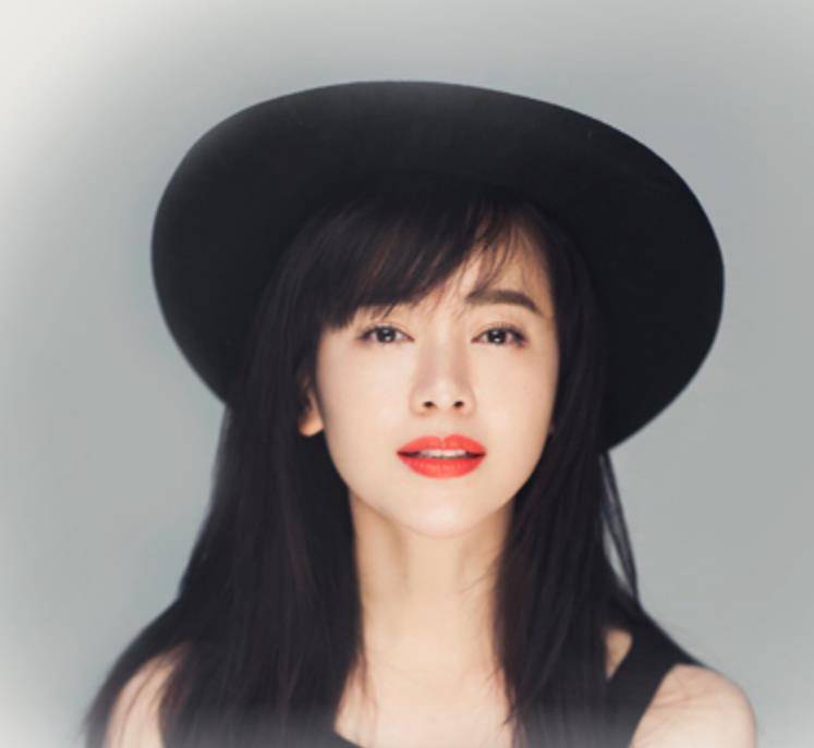 而且还喝得这么醉,这让很多人都开始怀疑左小青和任程伟的关系了