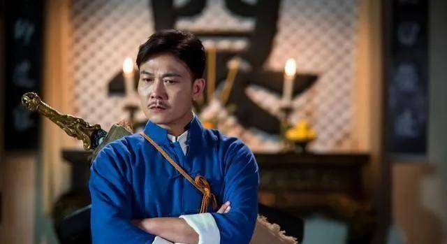 前妻是选美小姐,因偷拍八卦身败名裂,武打明星钱小豪的双面人生_电影