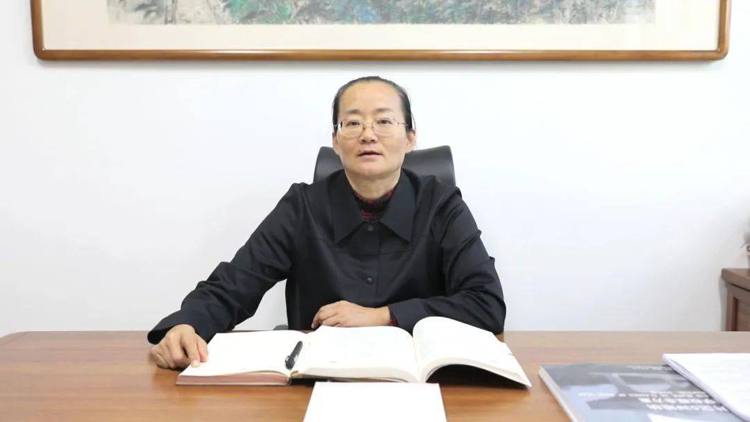 石家庄市教育局局长赵立芬在视频讲话中提到,45年来,正定中学解放思想
