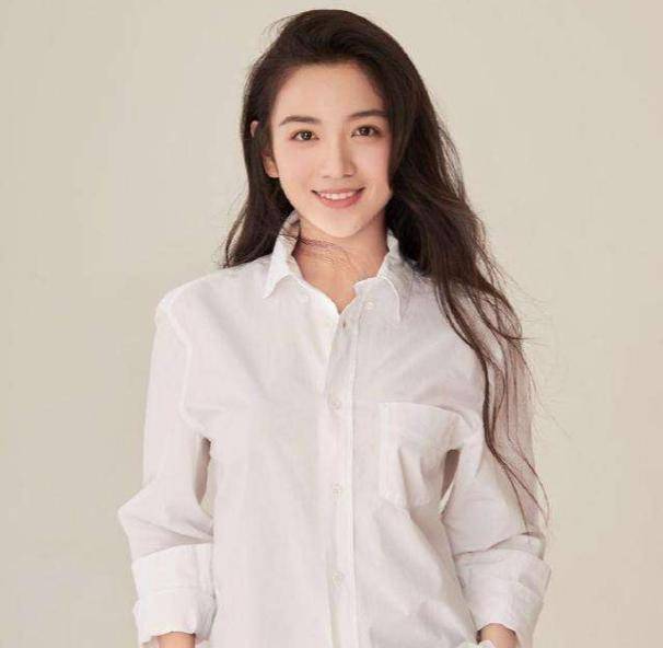 当看了她长发造型后:完全能胜任安蓝角色_代露娃_观众_部分