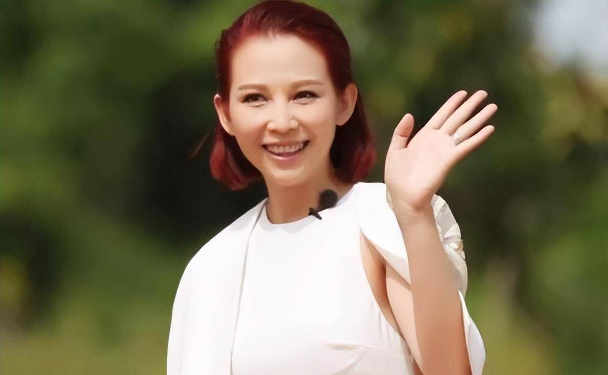 并承诺如有损伤,谢娜一个人背黑锅,反观一旁的林青霞队, 原本正打算