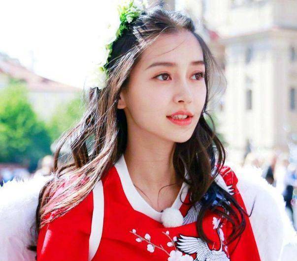 《奔跑吧》路透图三人比美,杨颖微笑唇消失,欧阳娜娜变胖_吴宣_时期