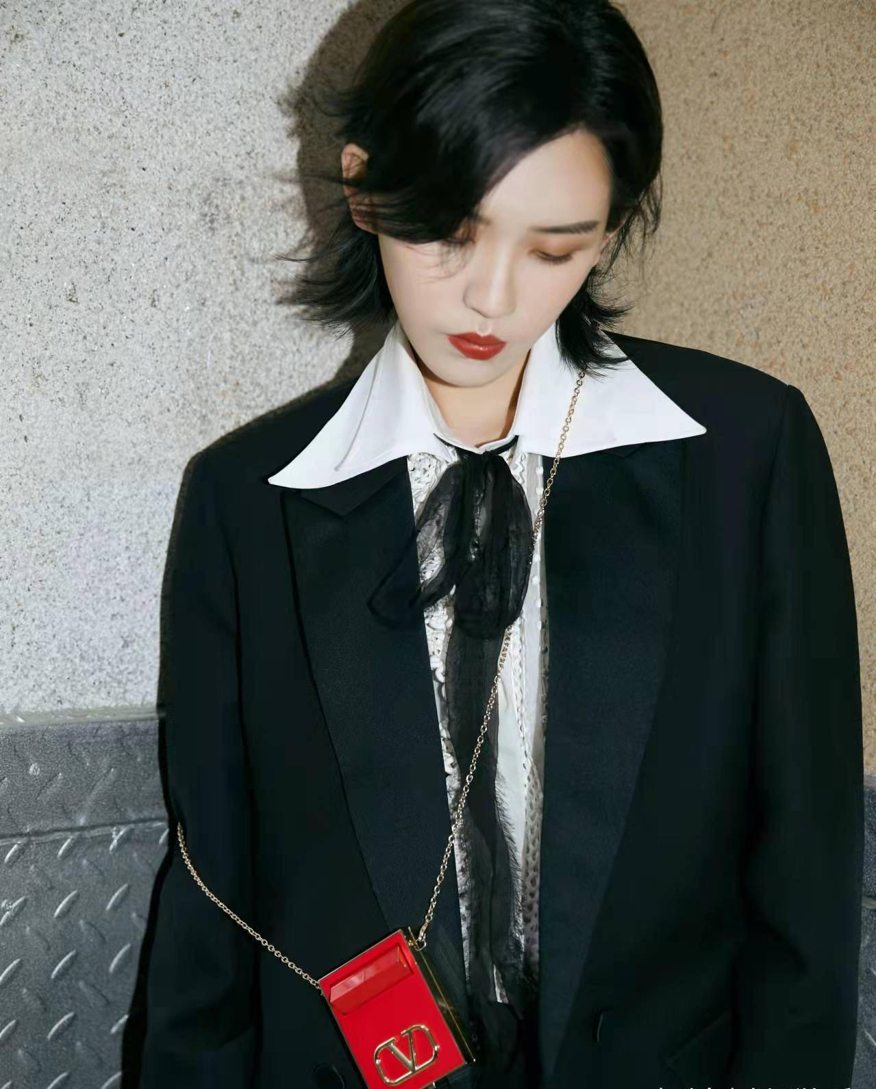 酷女孩陆柯燃,曾在国外出道,回国后再次加入女团the9出道_陆柯然_组合