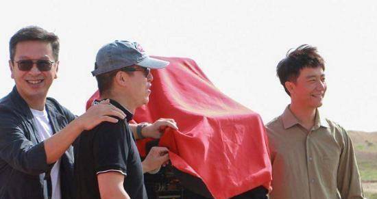 闫妮张嘉译再度合作拍戏!