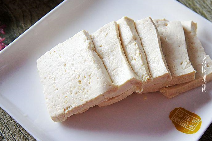 冬天多吃老豆腐,老人孩子补钙又健脑,加点它香辣十足(图11) 冬天多吃老豆腐,老人孩子补钙又健脑,加点它香辣十足(图11)