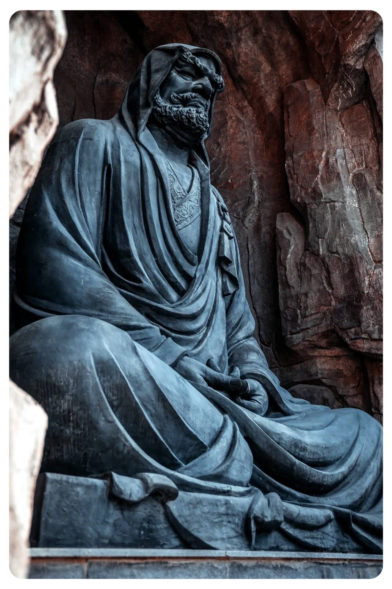 南京小众达摩古洞游玩攻略_石窟_光影_登山