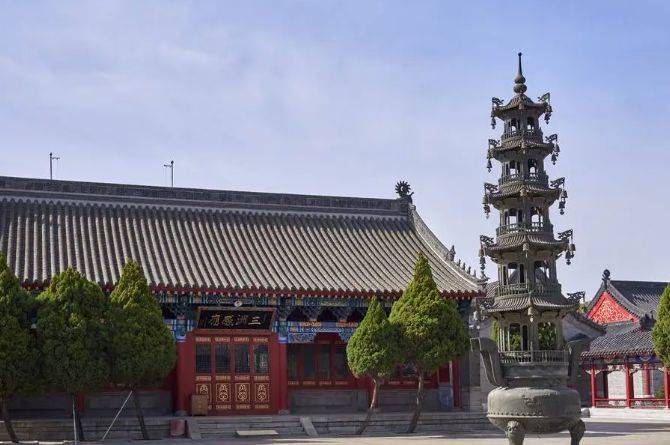 探秘东北"四大禅林"之首:辽宁营口楞严禅寺_寺庙_大雄宝殿_游客