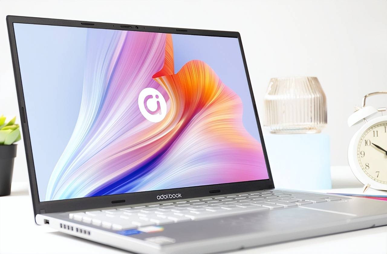 适合女生的高性能轻薄本,华硕a豆14 2023微醺薄荷冬日亮眼配色_办公