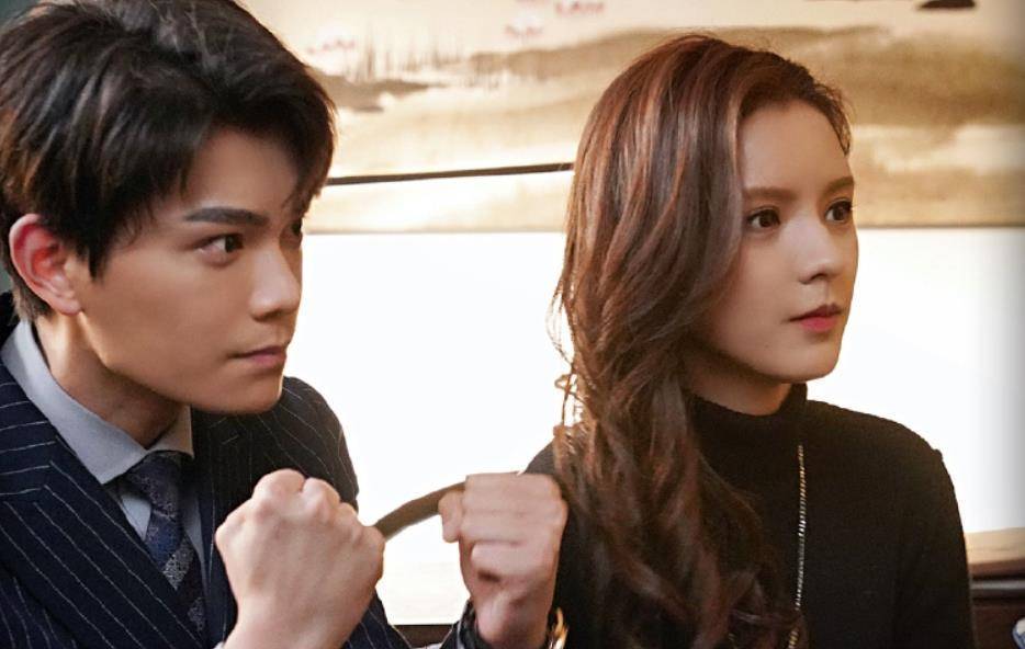 男主是个大帅哥追定了_张予曦_成毅_袁冰妍