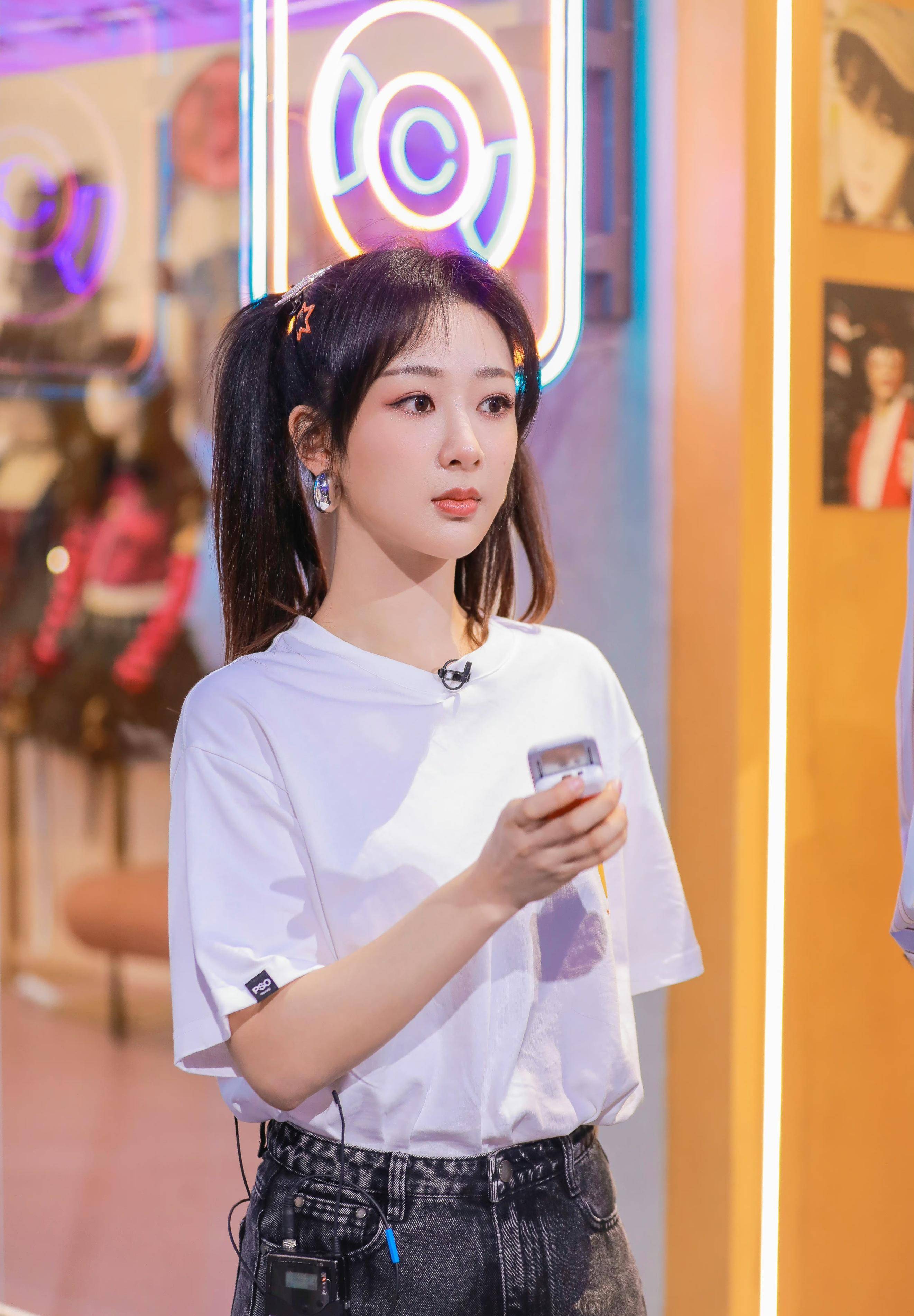 换了造型团队的杨紫,穿得好!