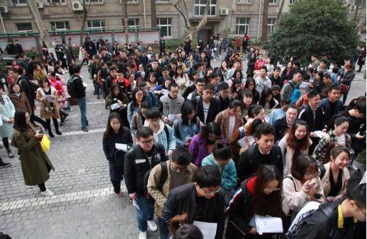 大学期间可以考几次硕士研究生，你知道吗？