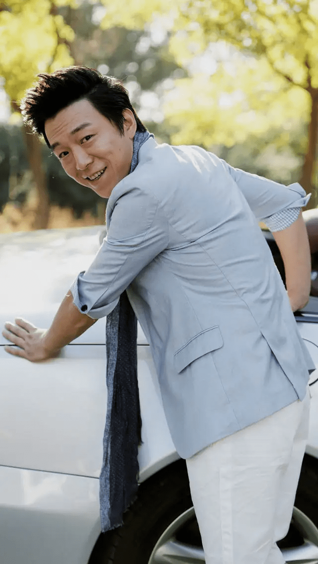 著名演员黄渤:我这辈子最正确的决定,就是娶了一个平凡的妻子_小欧