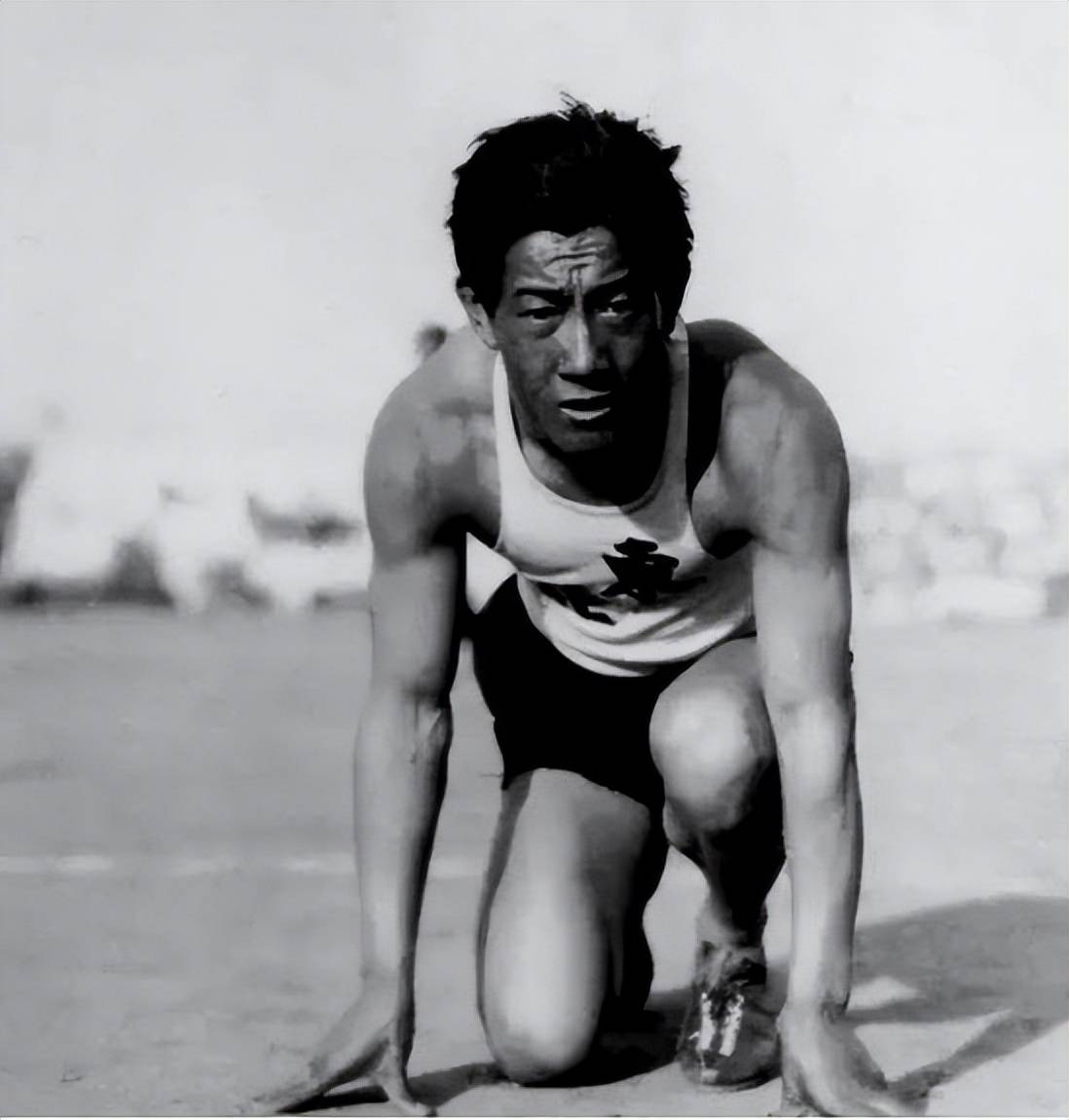 中国奥运第一人刘长春:21岁闻名全国,出征奥运前却被骂卖国,到底