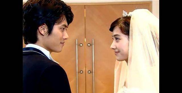 《豪杰春香》是一部很美好的剧,在熙演的实在太苏了,韩彩英真美_李