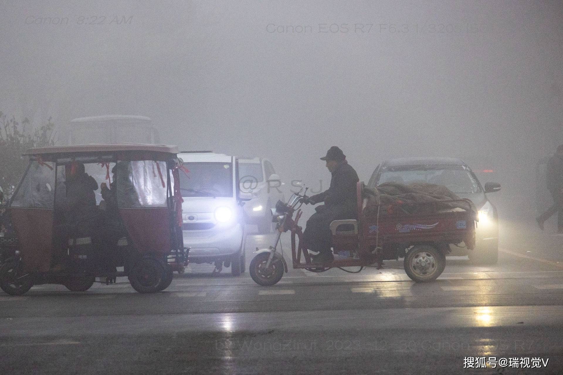 霧中行:滑縣大霧,能見度不足200米丨河南安陽_新鄉_濃霧_預警