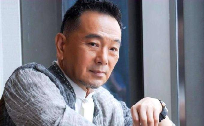 张晨光为了能够娶她,连续送了4年玫瑰花,为生子做试管婴儿_美惠_女子